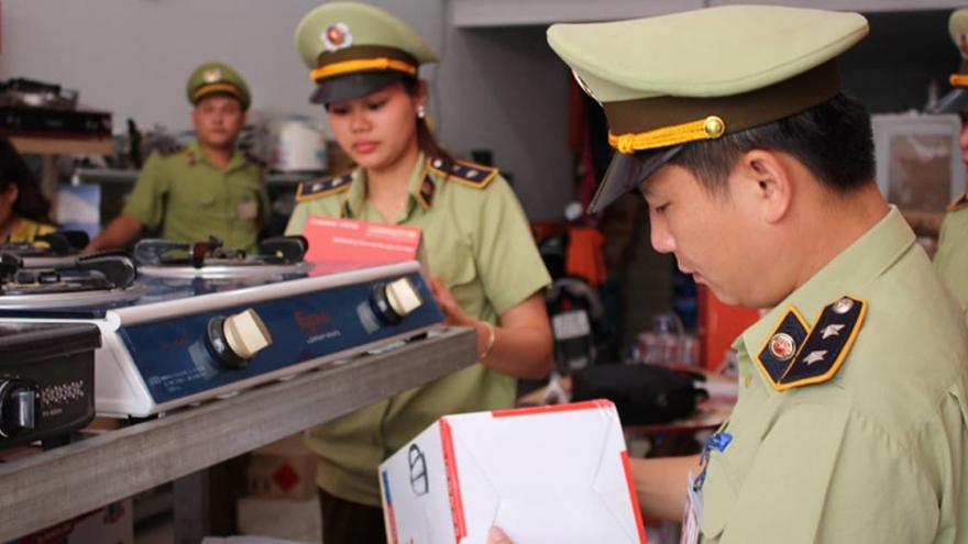 Lực lượng Quản lý thị trường xử lý hơn 52.000 vụ việc vi phạm